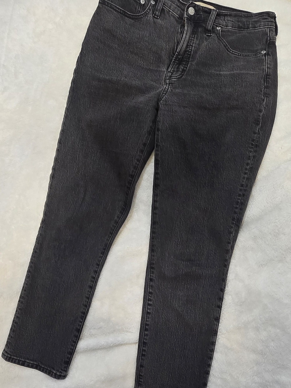 Madewell "The Perfect Vintage Jean" in Black / Washed Black (Size 27)